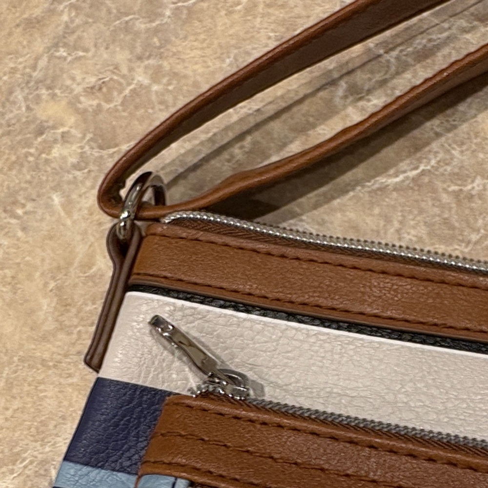 Striped Women’s Shoulder Bag - Picture 10 of 11